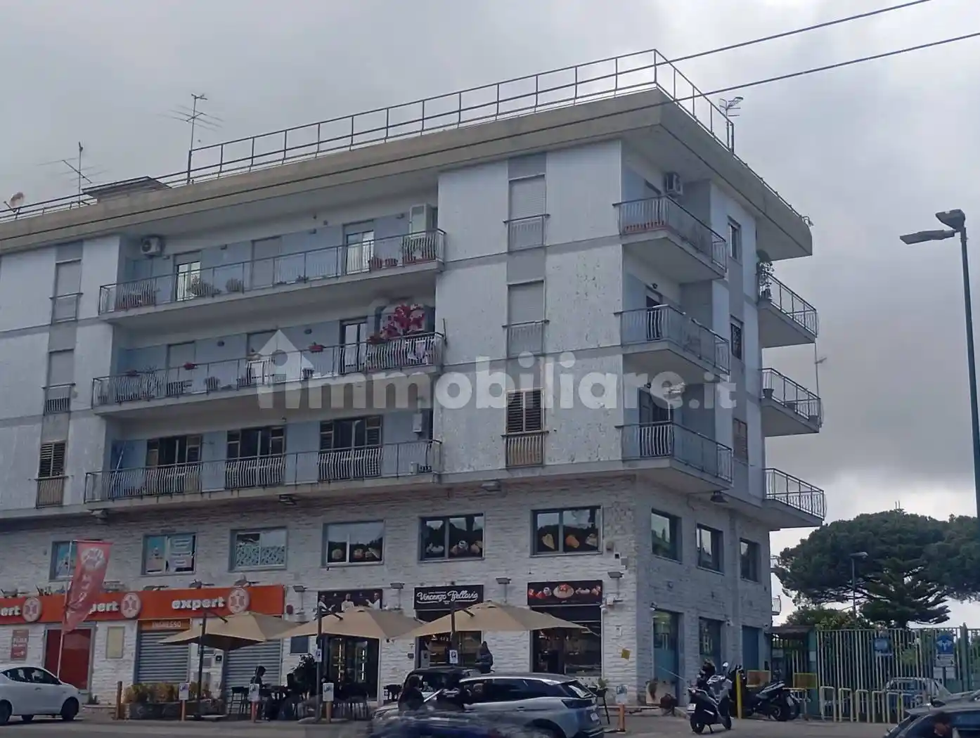 Appartamento in vendita a Napoli