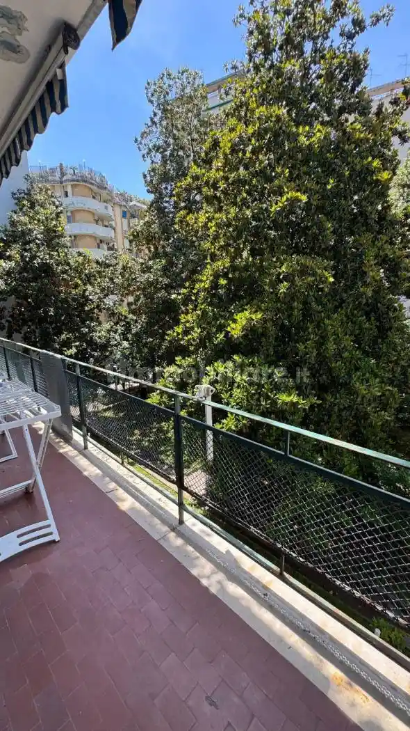 Appartamento in affitto a Napoli