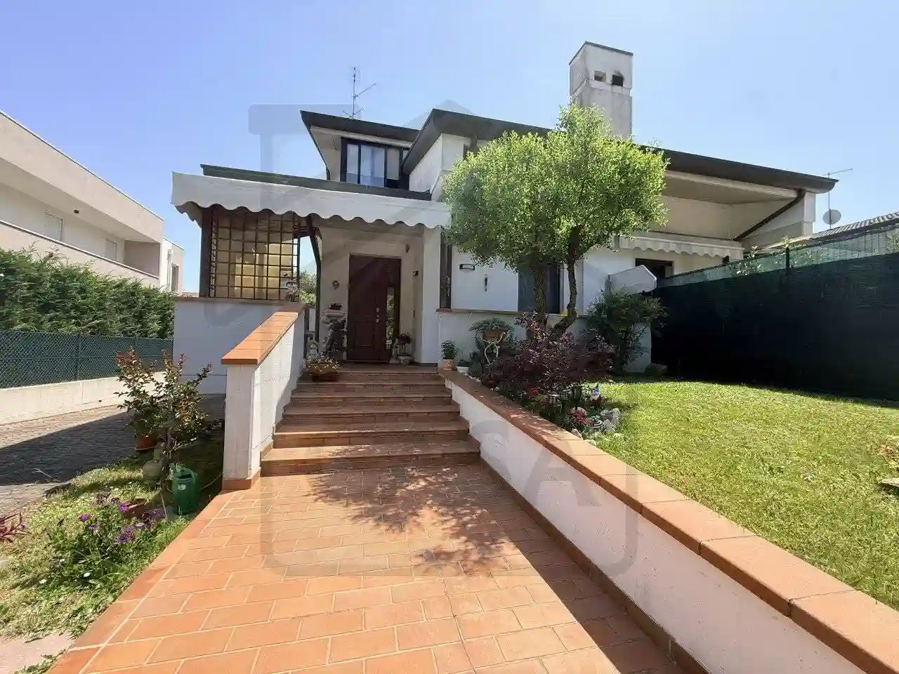 Villa - foto 3