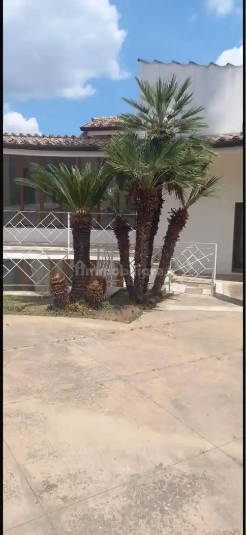 Villa in vendita a Parete