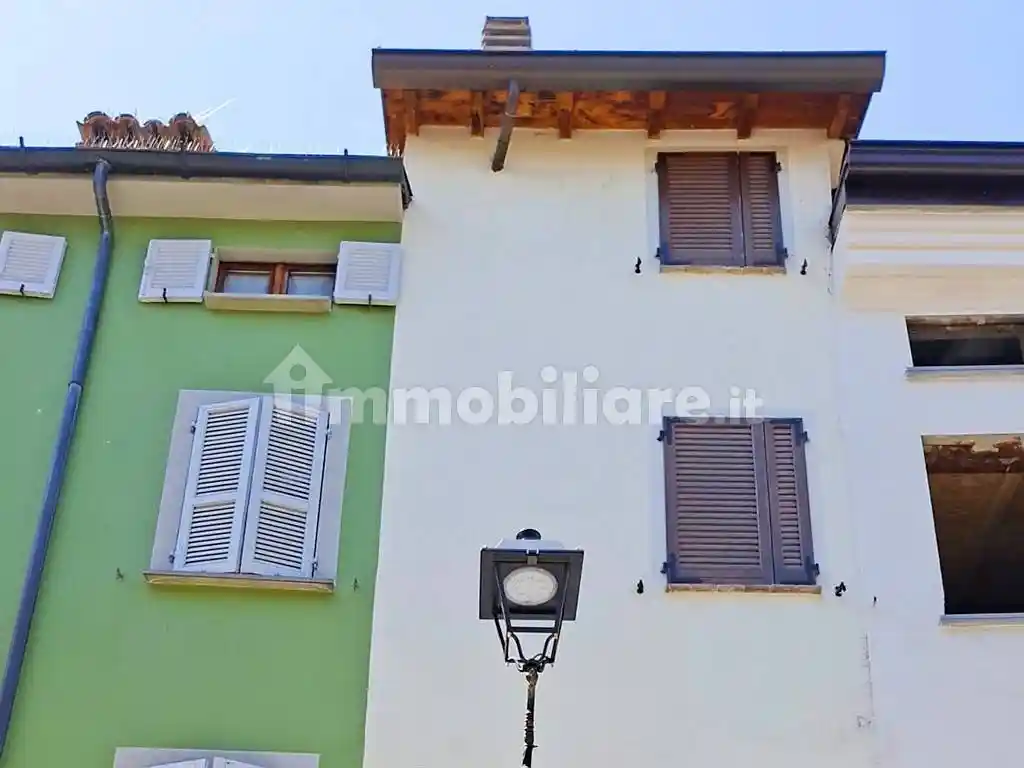 Casa indipendente in vendita a Parma