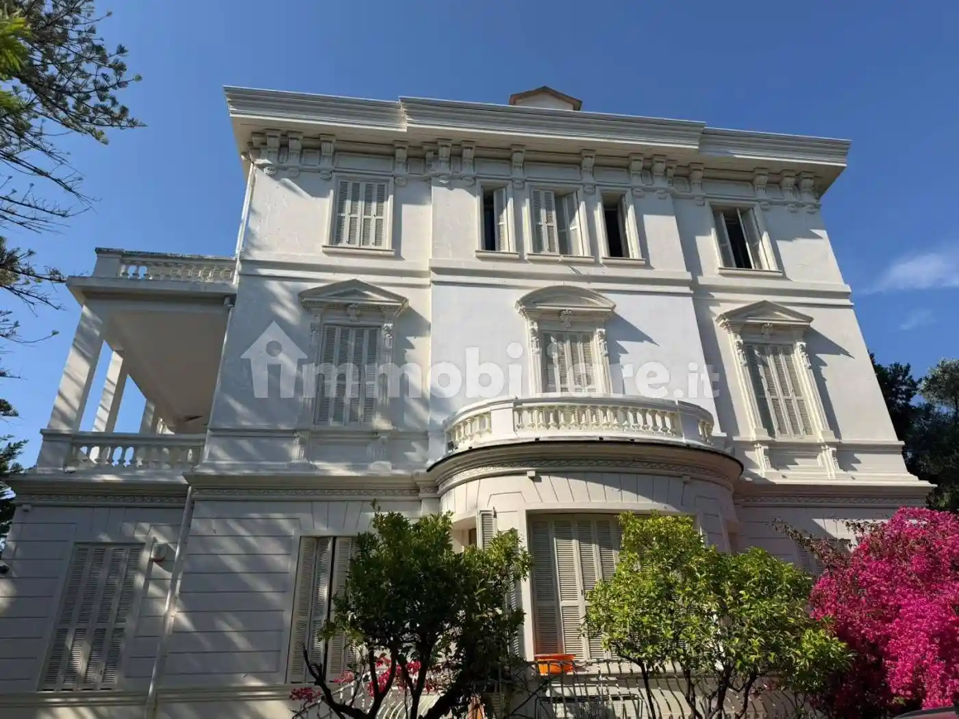 Appartamento in vendita a Imperia