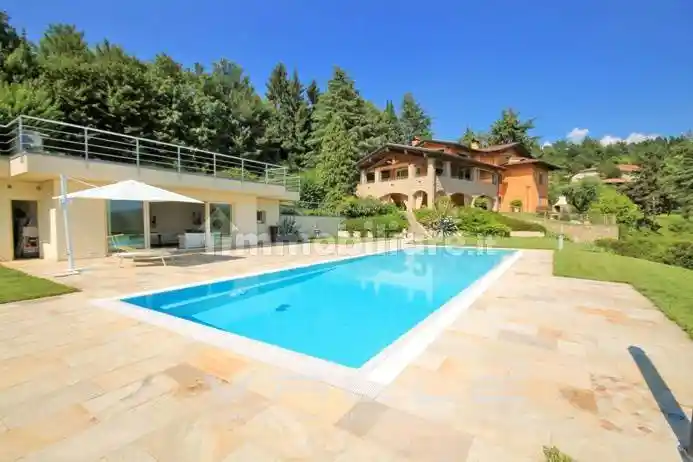 Villa in vendita a Cenate Sotto
