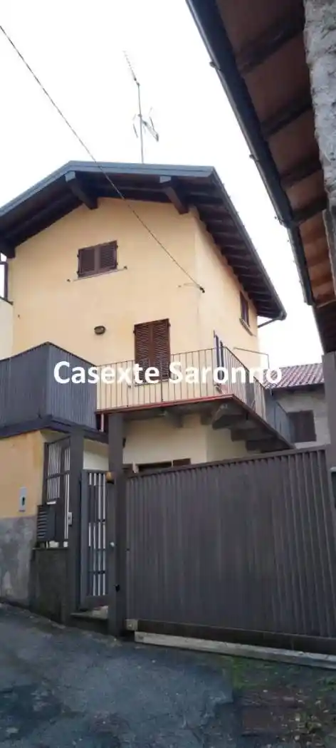 Casa indipendente in vendita a Golasecca