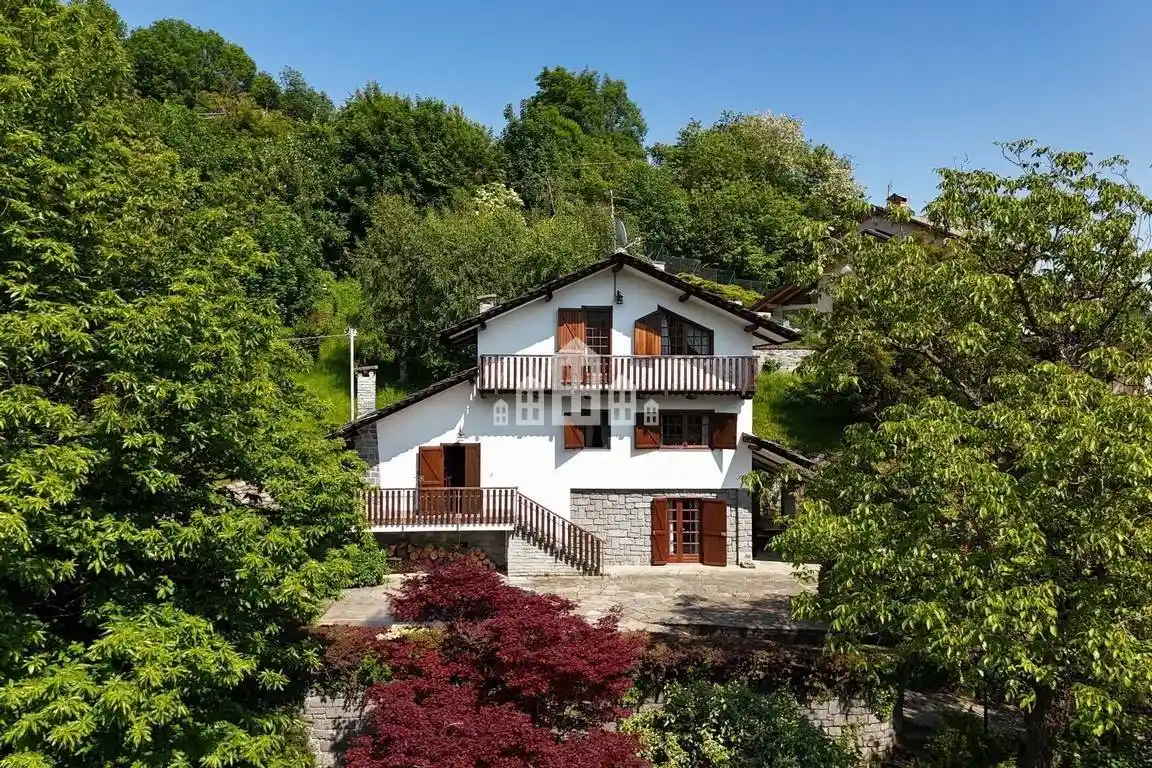 Villa in vendita a Valchiusa