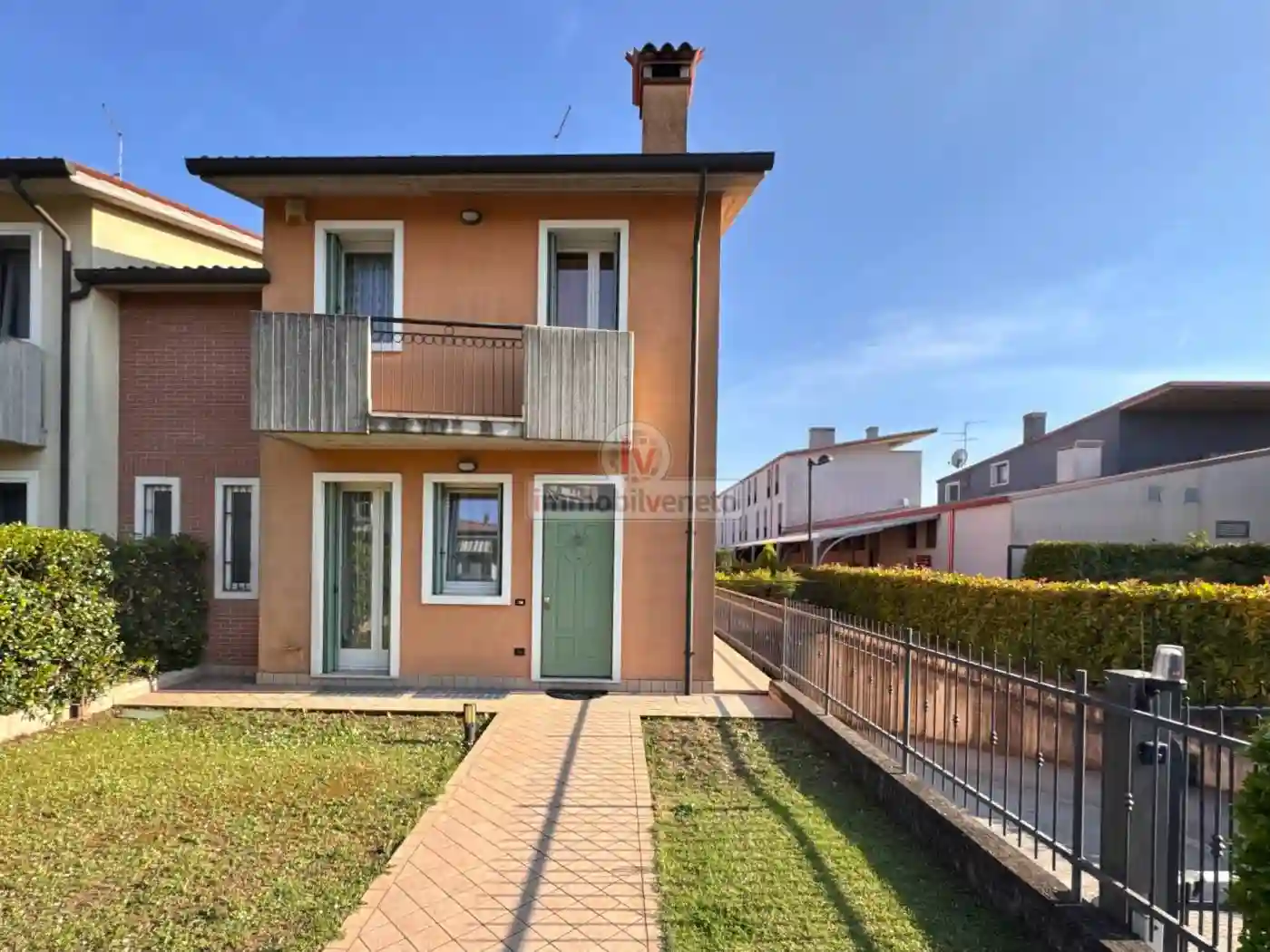 Villetta a schiera - foto 2