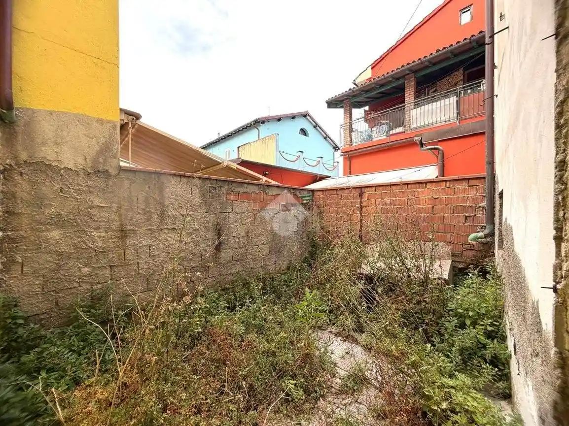 Casa indipendente in vendita a Montecatini-Terme