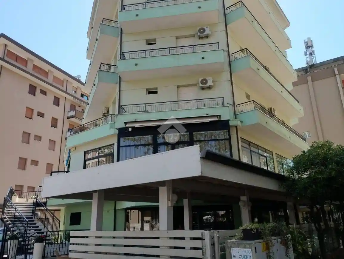 Palazzo - Edificio in vendita a Cesenatico