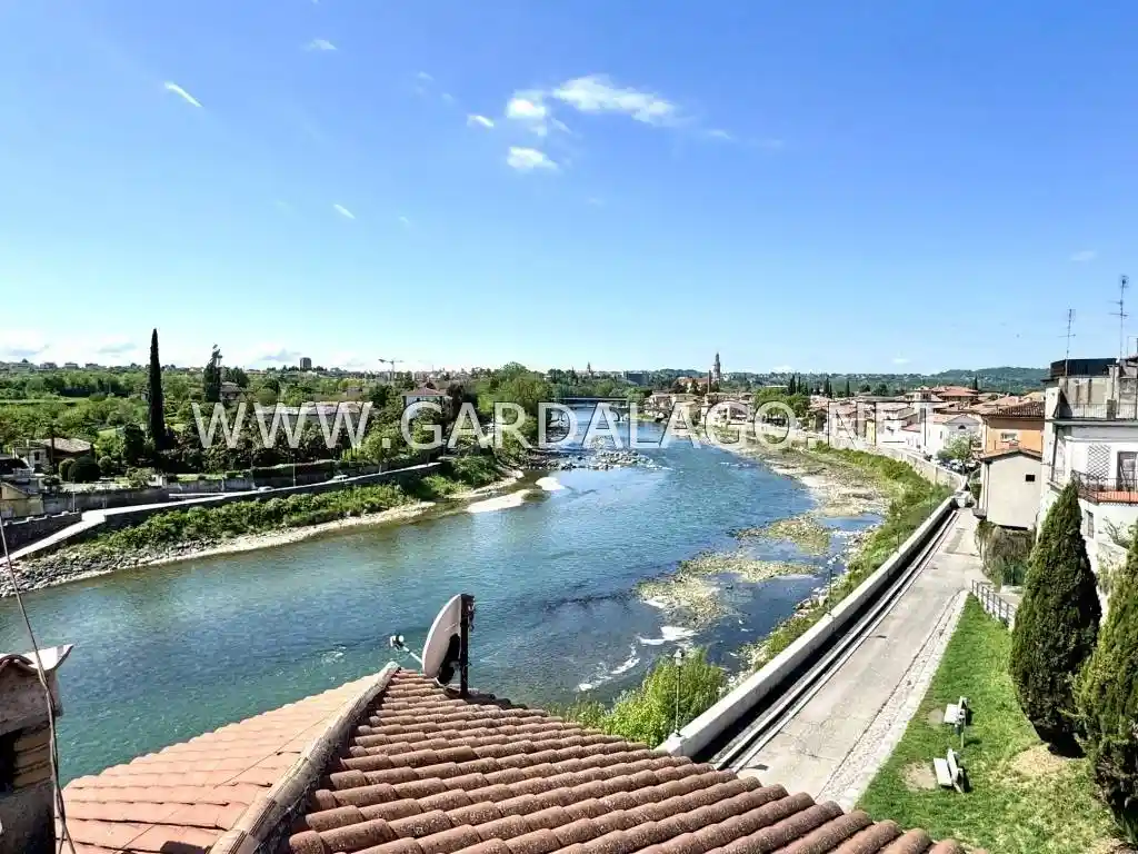 Rustico - Casale in vendita a Pescantina