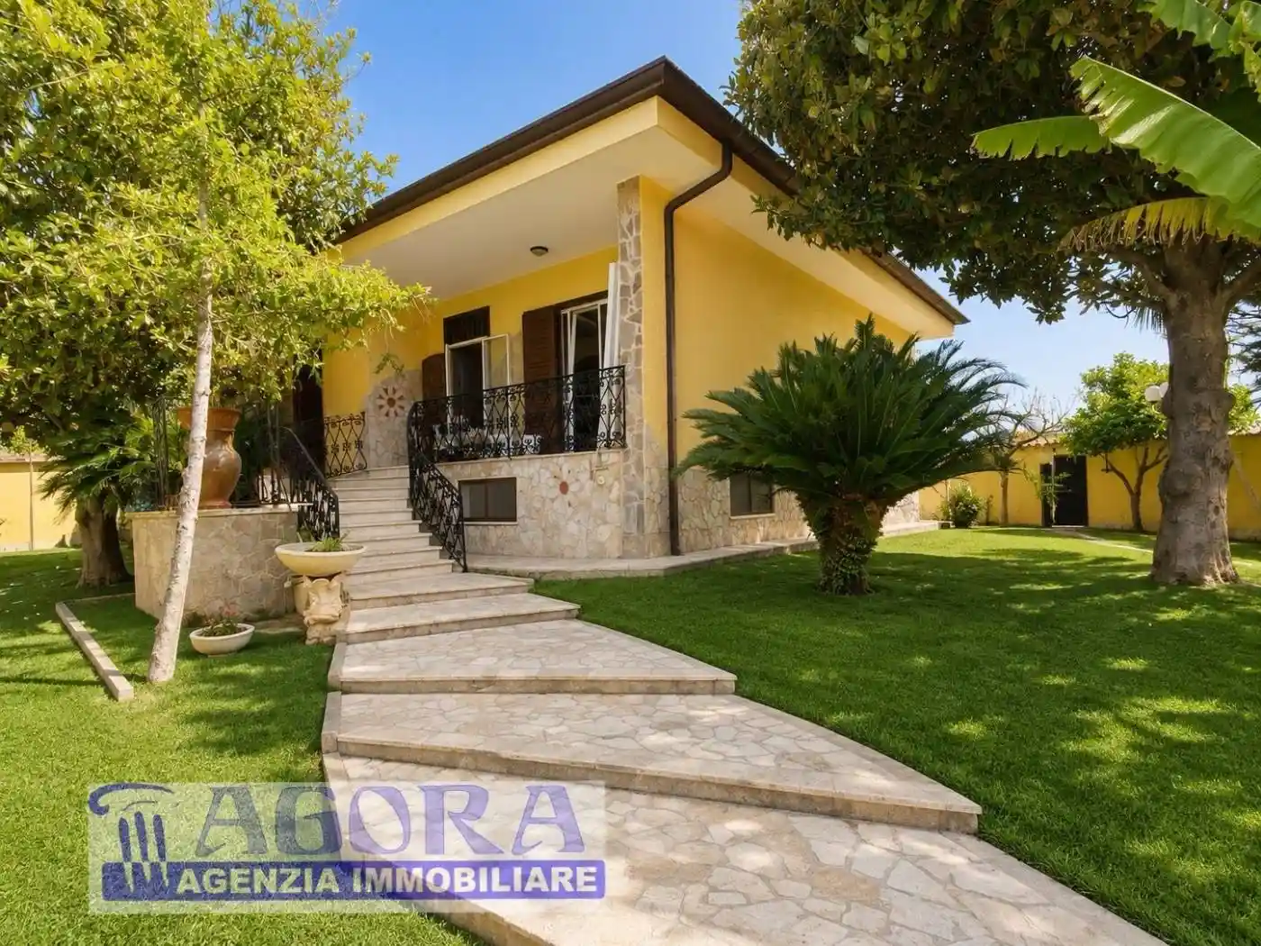 Villa in vendita a Latina