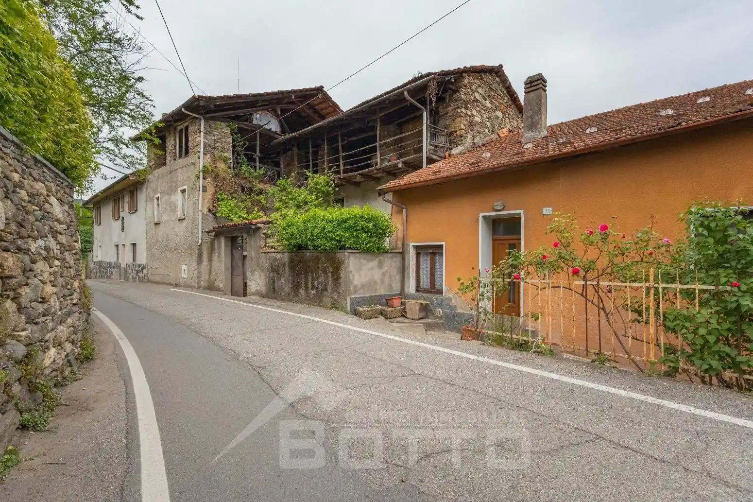 Villetta a schiera in vendita a Pettenasco