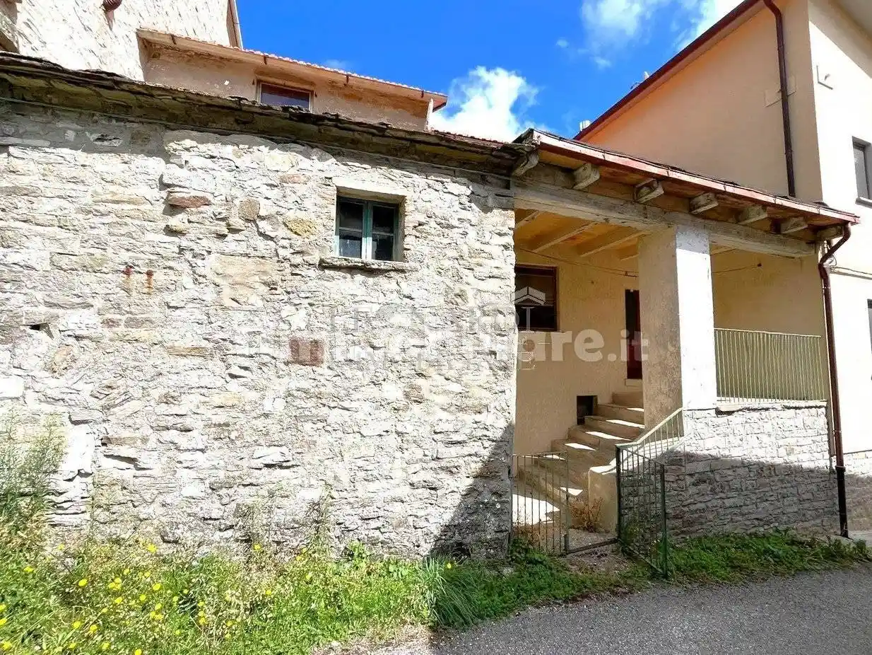 Appartamento in vendita a Badia Tedalda