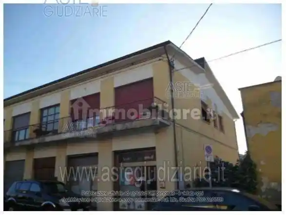 Appartamento in vendita a Pescia