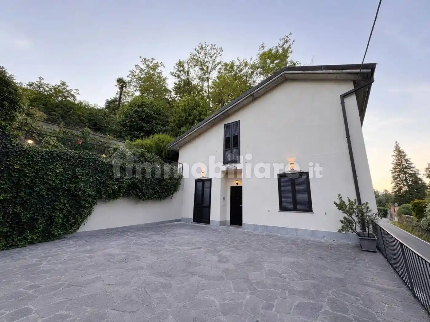 Villa in vendita a Arona