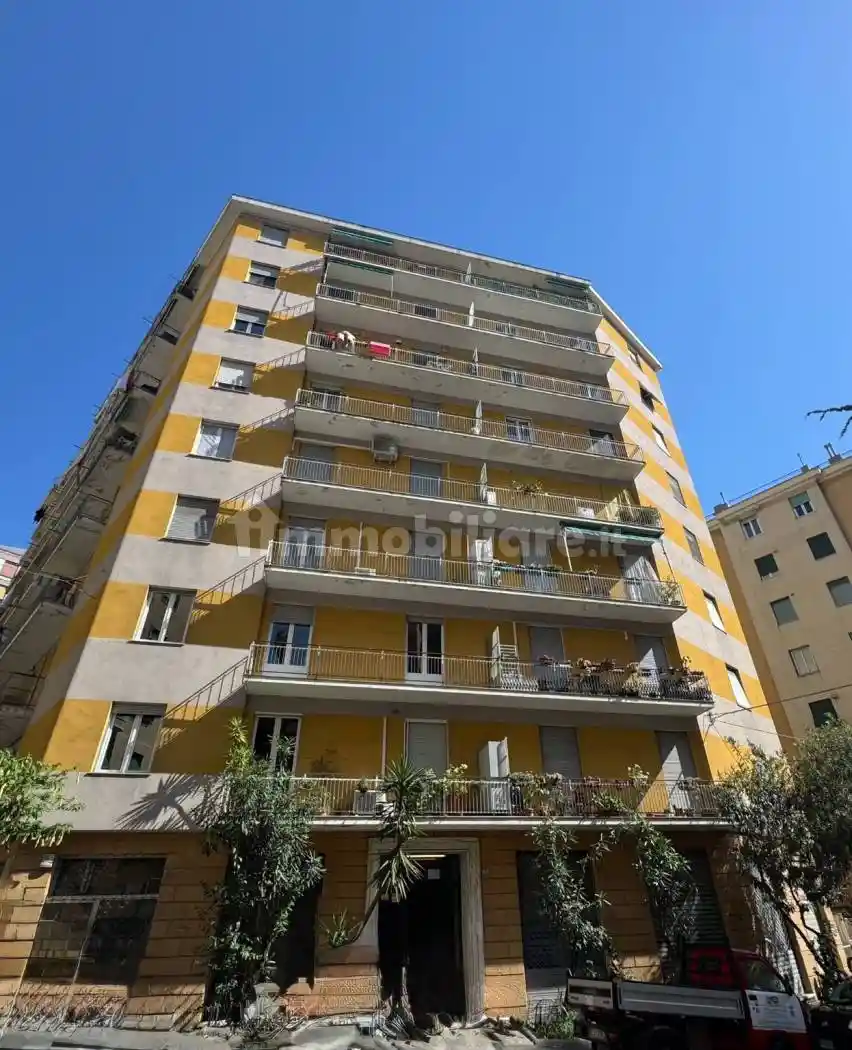 Appartamento in vendita a Genova