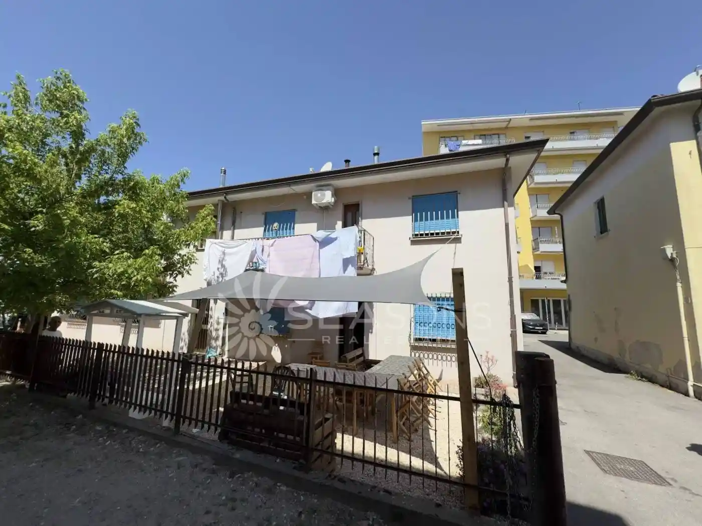Palazzo - Edificio in vendita a Jesolo