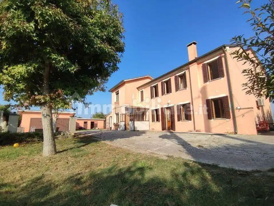 Casa indipendente in vendita a Pozzonovo