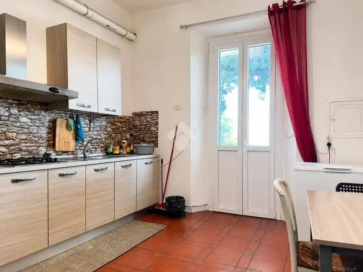 Appartamento in vendita a Livorno