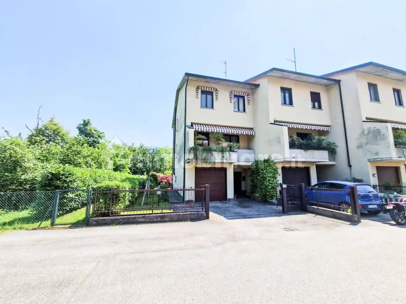 Villetta a schiera in vendita a Azzate