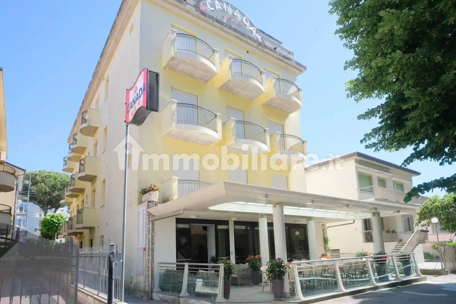 Palazzo - Edificio in vendita a Rimini