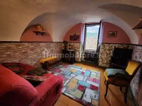 Appartamento in vendita a Pigna