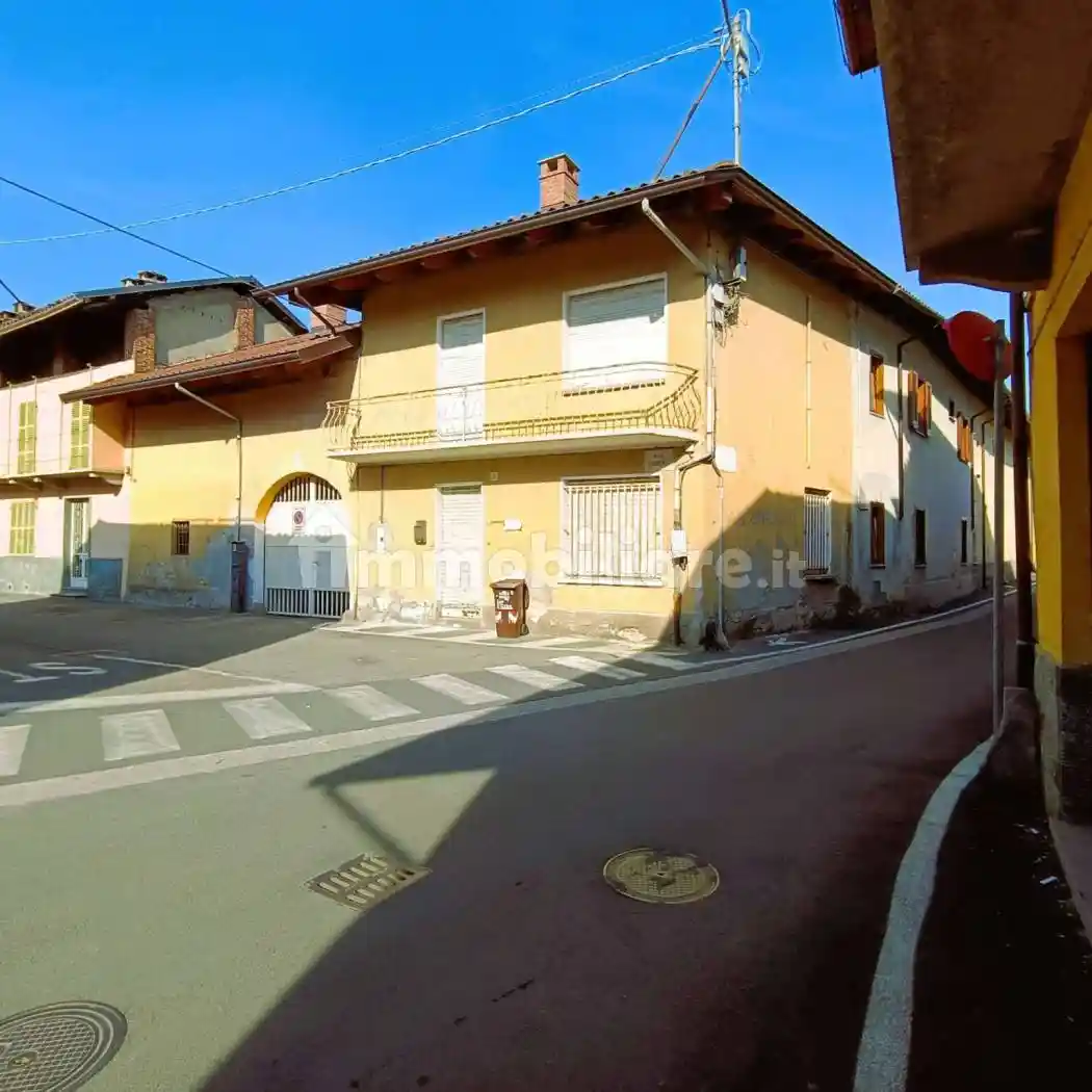 Casa indipendente in vendita a Nole