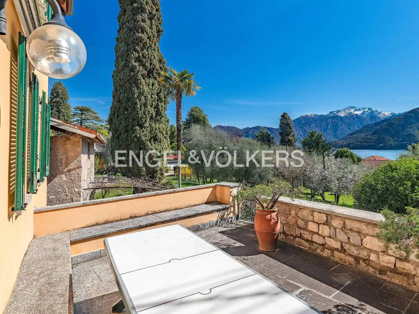 Villa in vendita a Tremezzina