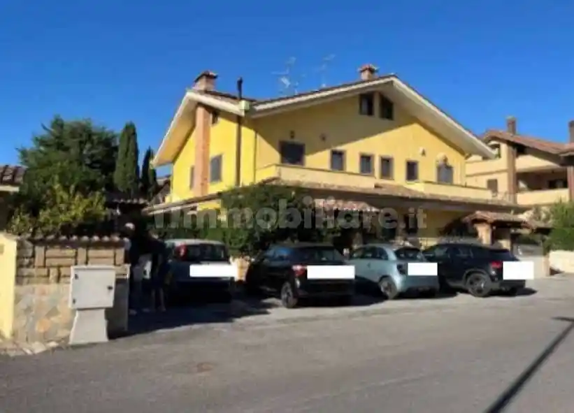Villetta a schiera in vendita a Tivoli