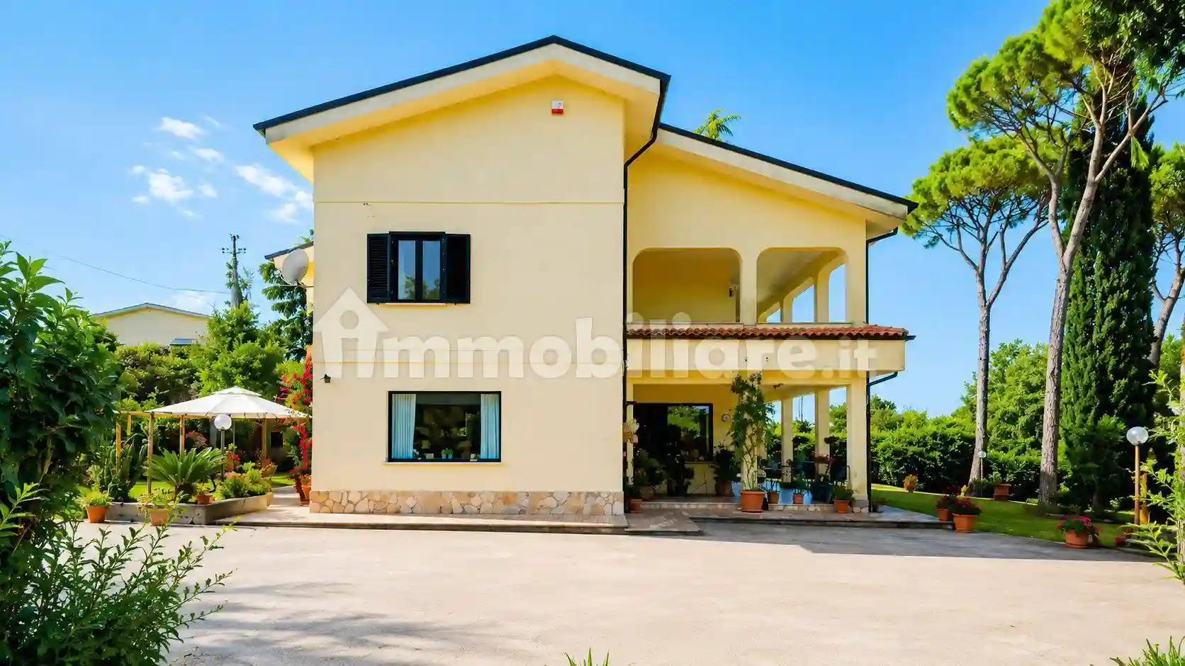 Villa - foto 2