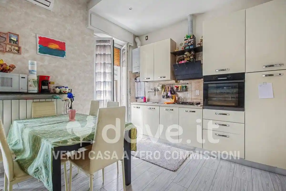 Appartamento in vendita a Rho