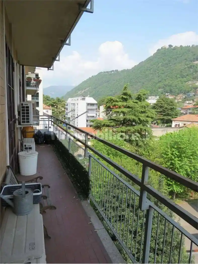 Appartamento in vendita a Como