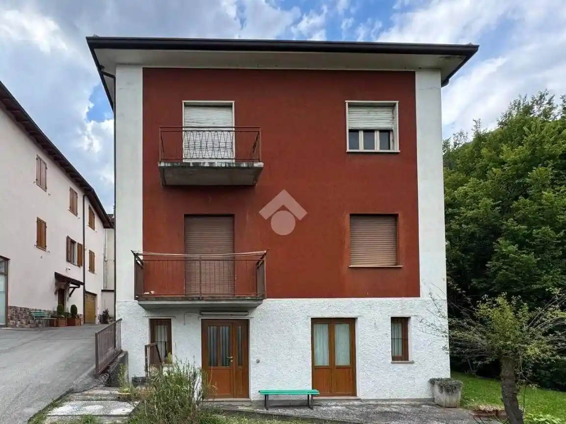 Appartamento in vendita a Endine Gaiano