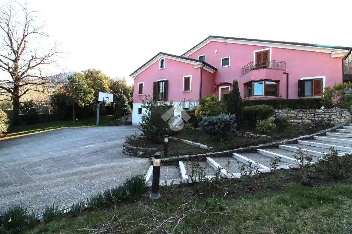 Villa in vendita a Ferrazzano