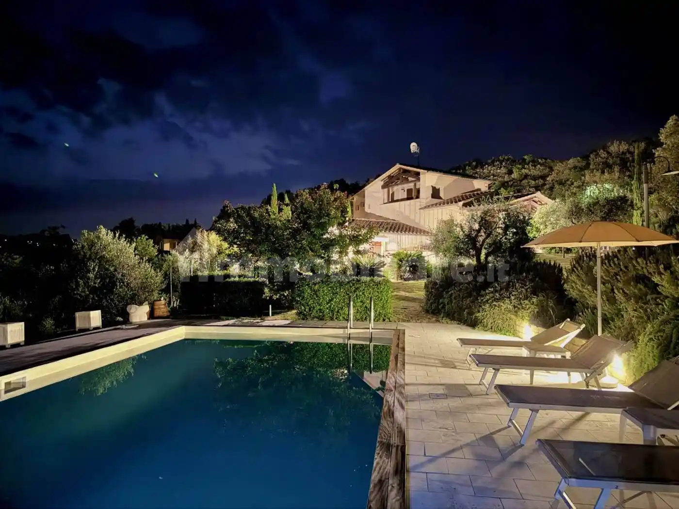 Villa in vendita a Pomarance