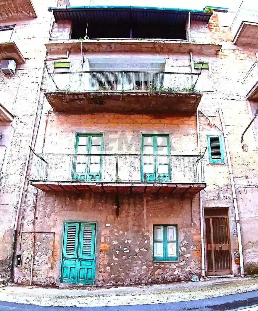 Casa indipendente in vendita a Favara