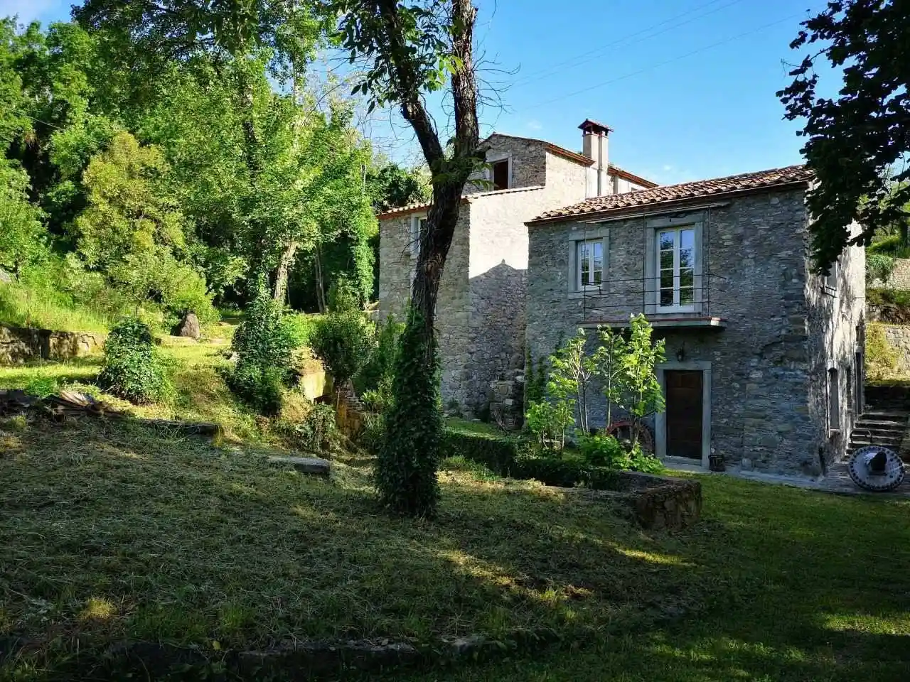Rustico - Casale in vendita a Castelnuovo Magra