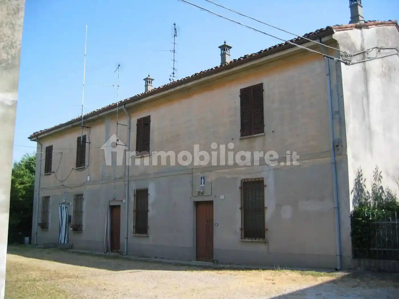Palazzo - Edificio in vendita a Castelvetro Piacentino