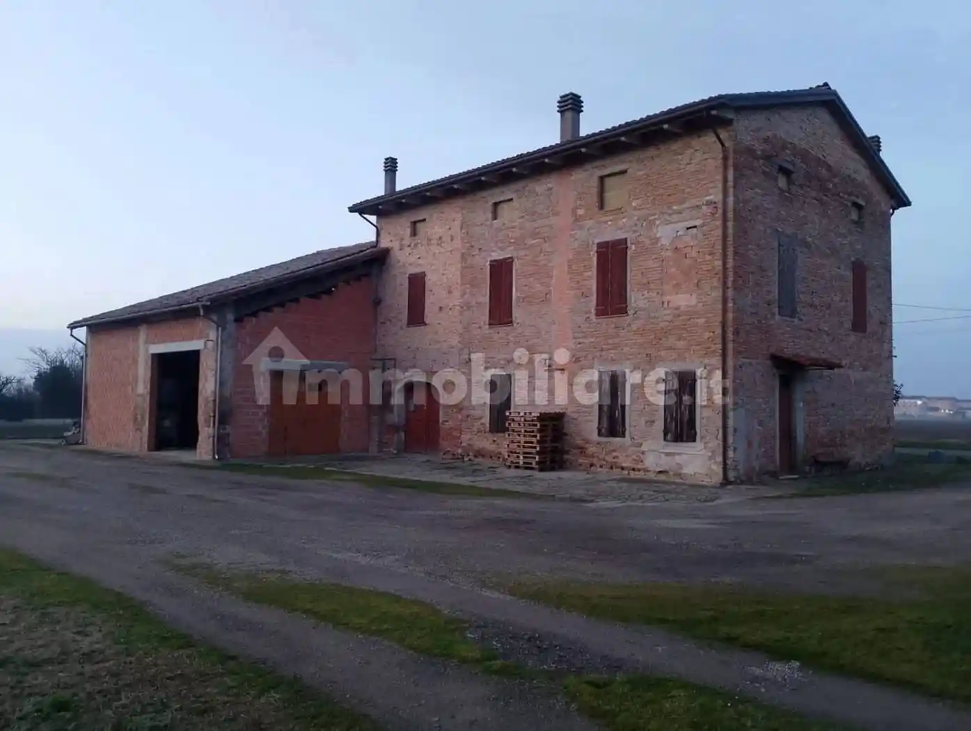 Rustico - Casale in vendita a Busseto