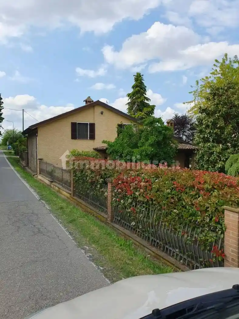Villa in vendita a Alseno