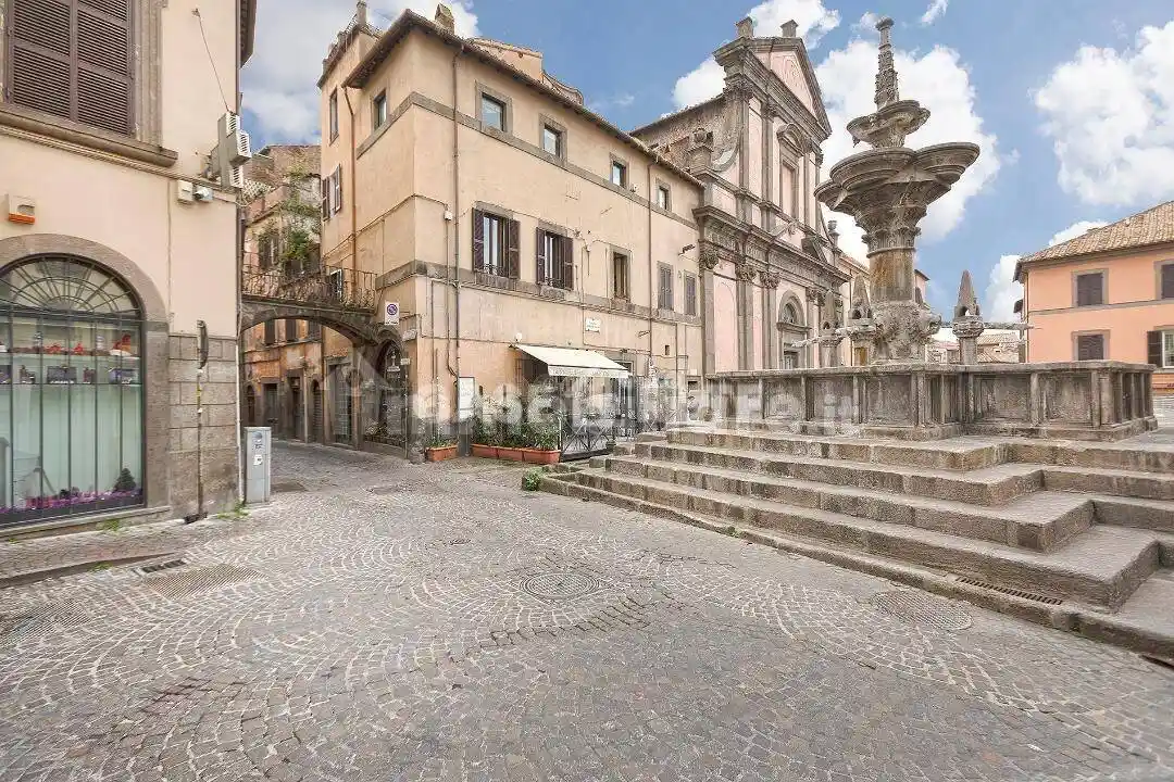 Appartamento in vendita a Viterbo