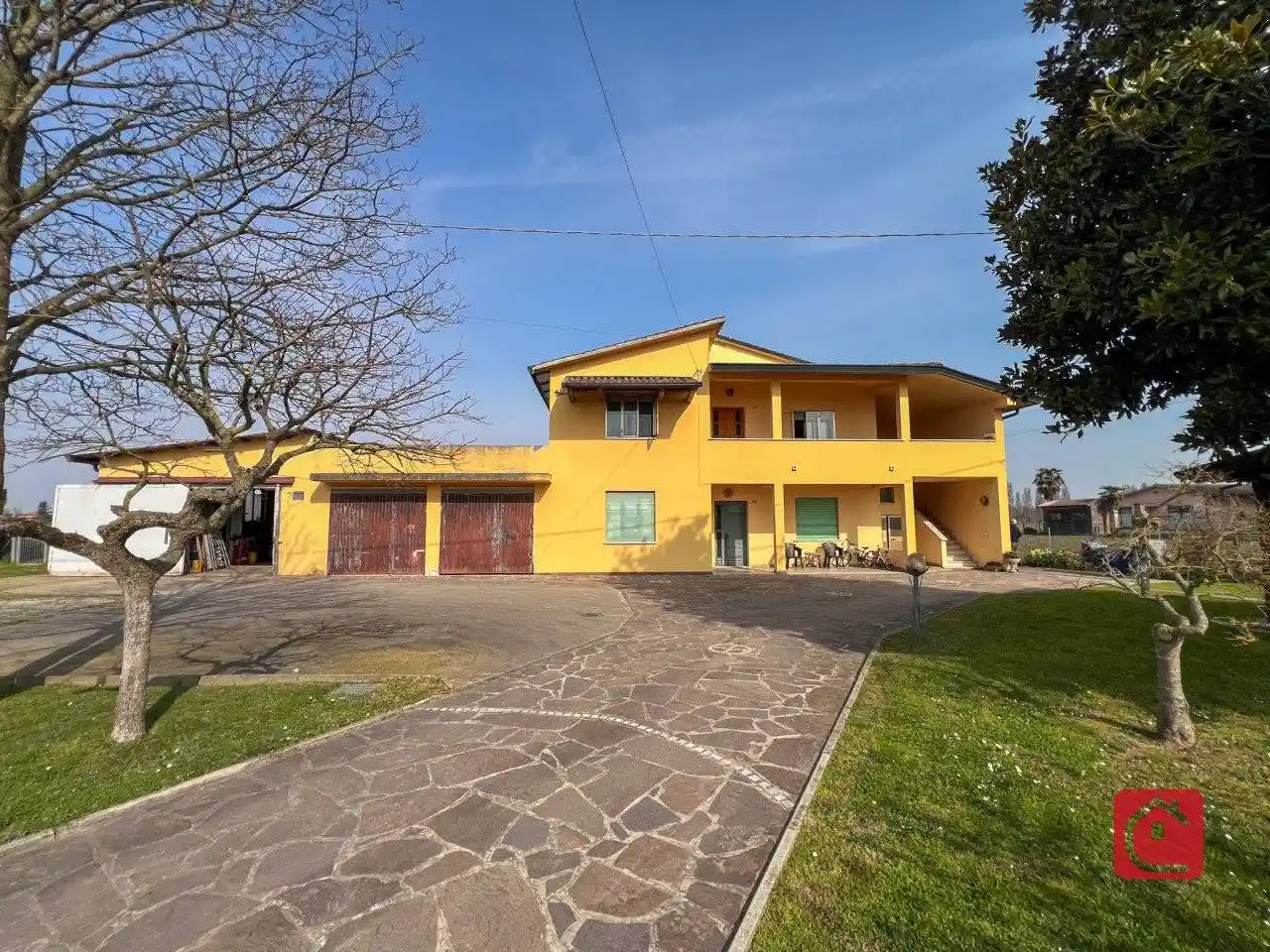 Villa in vendita a Correzzola