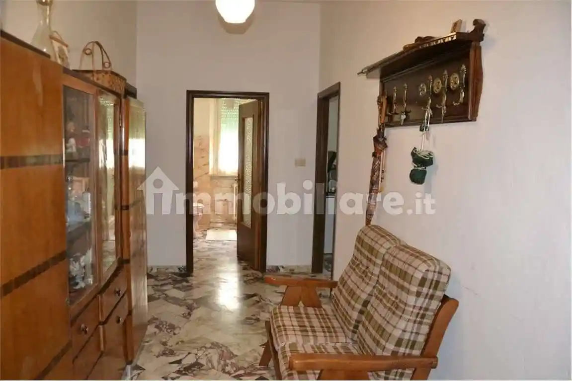 Villa in vendita a Lucignano