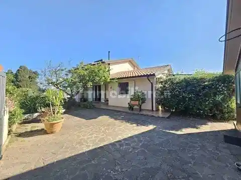 Villa in vendita a San Vincenzo