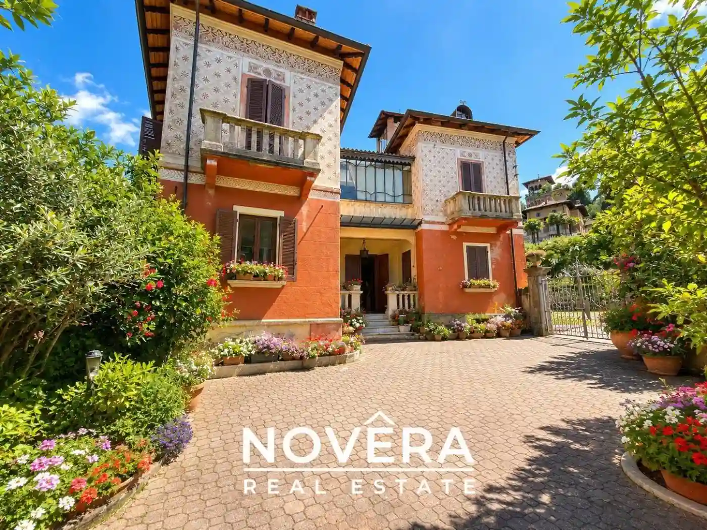 Villa - foto 2
