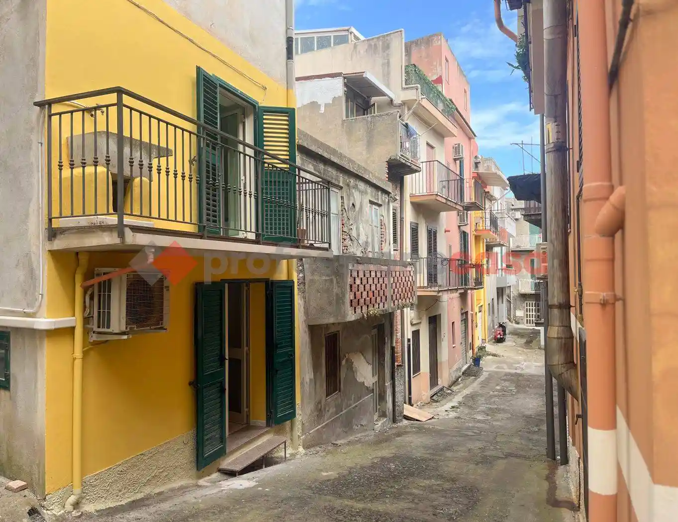 Casa indipendente in affitto a Santa Lucia del Mela