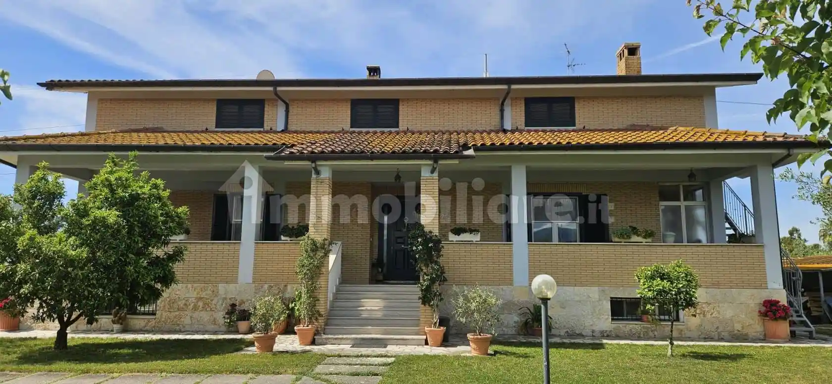 Villa in vendita a Latina