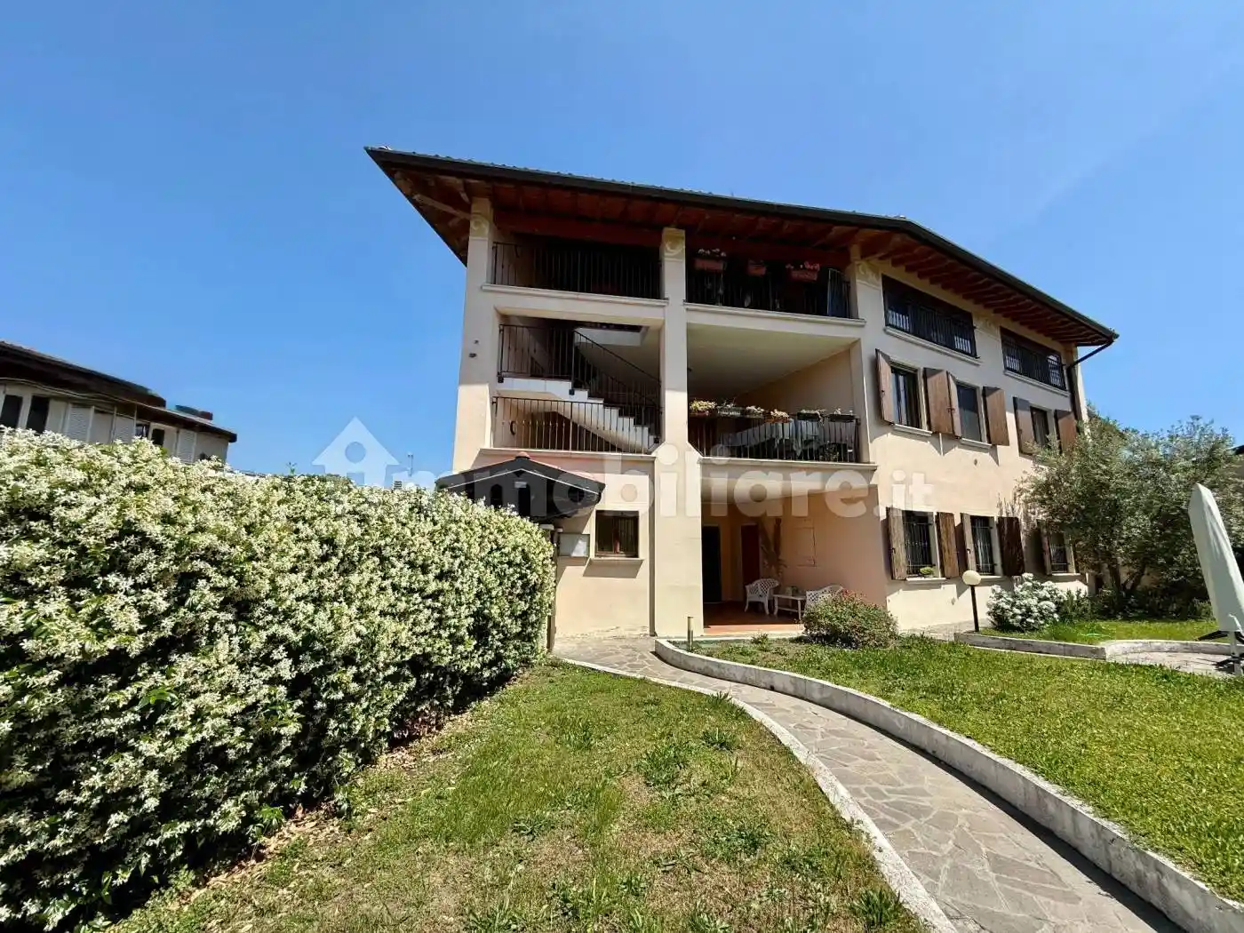 Appartamento in vendita a Puegnago sul Garda