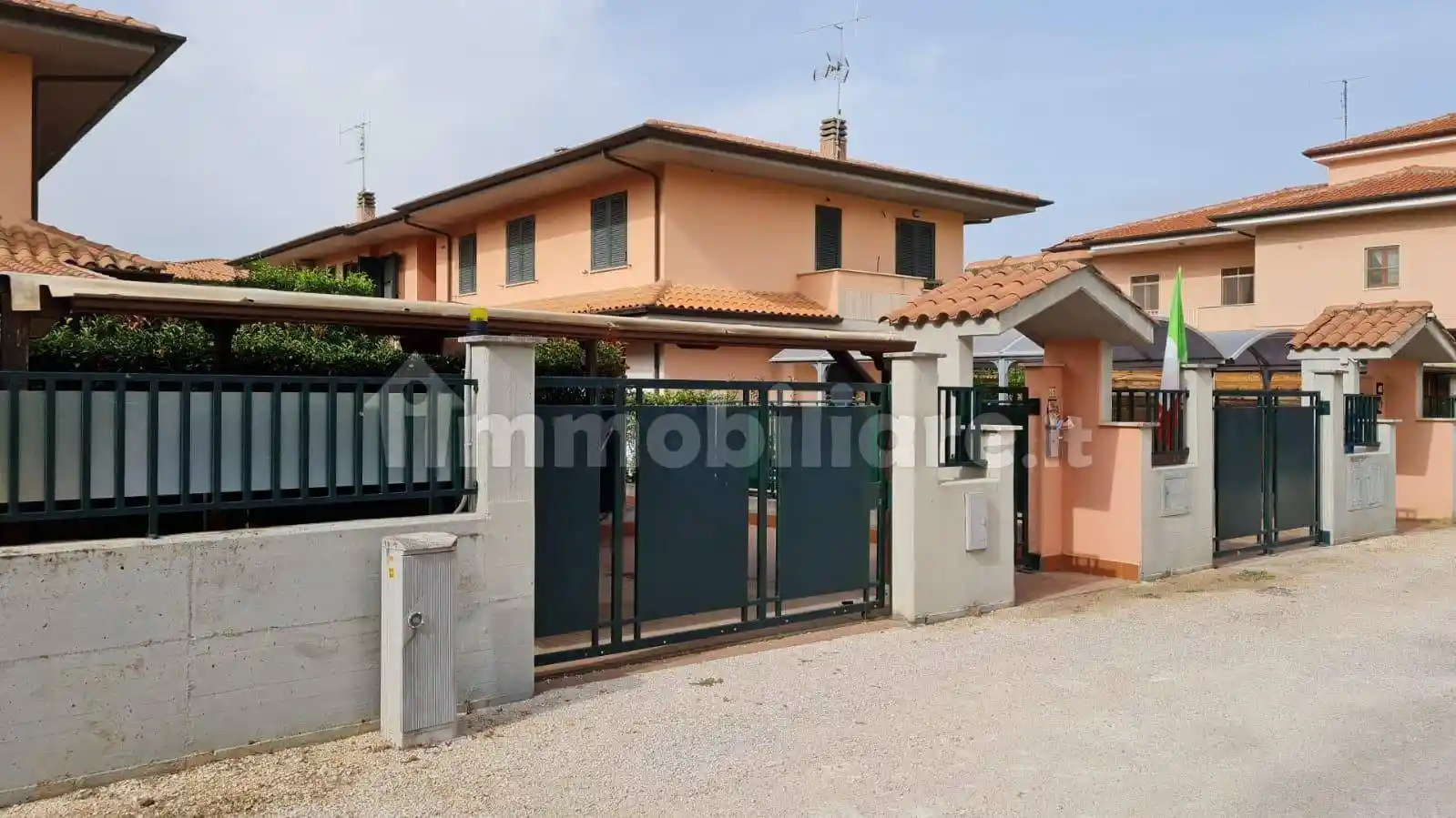Villa in vendita a Latina