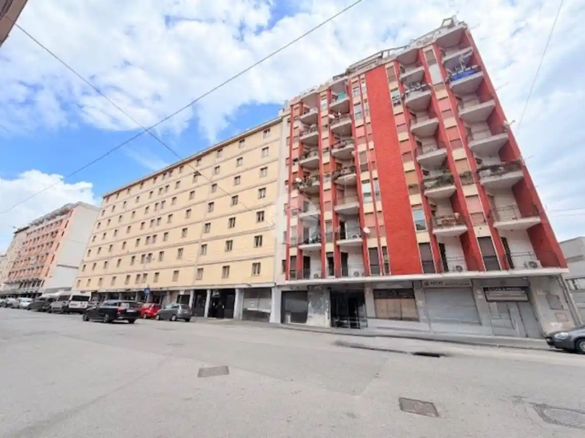 Appartamento in vendita a Napoli