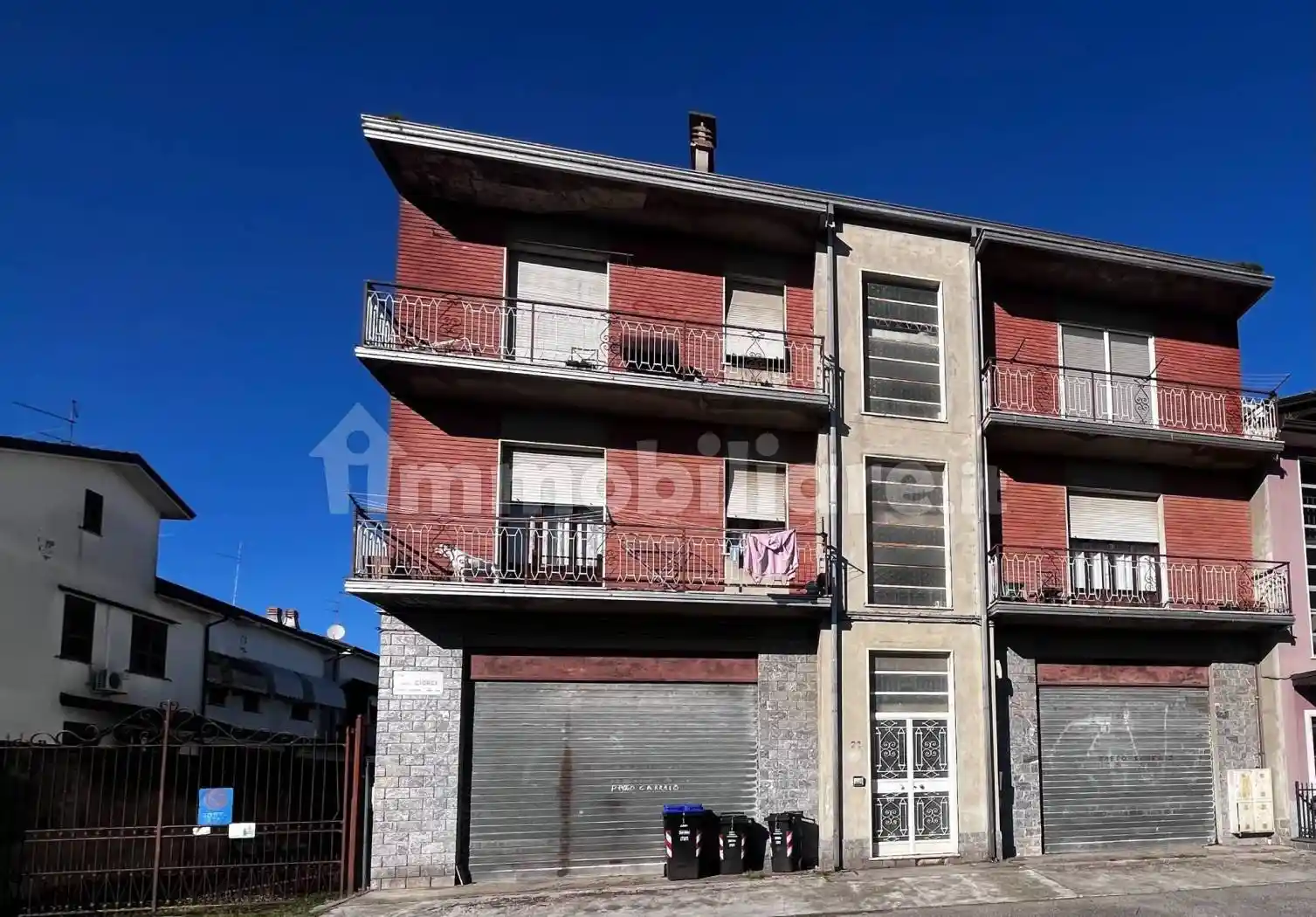 Palazzo - Edificio in vendita a Piacenza